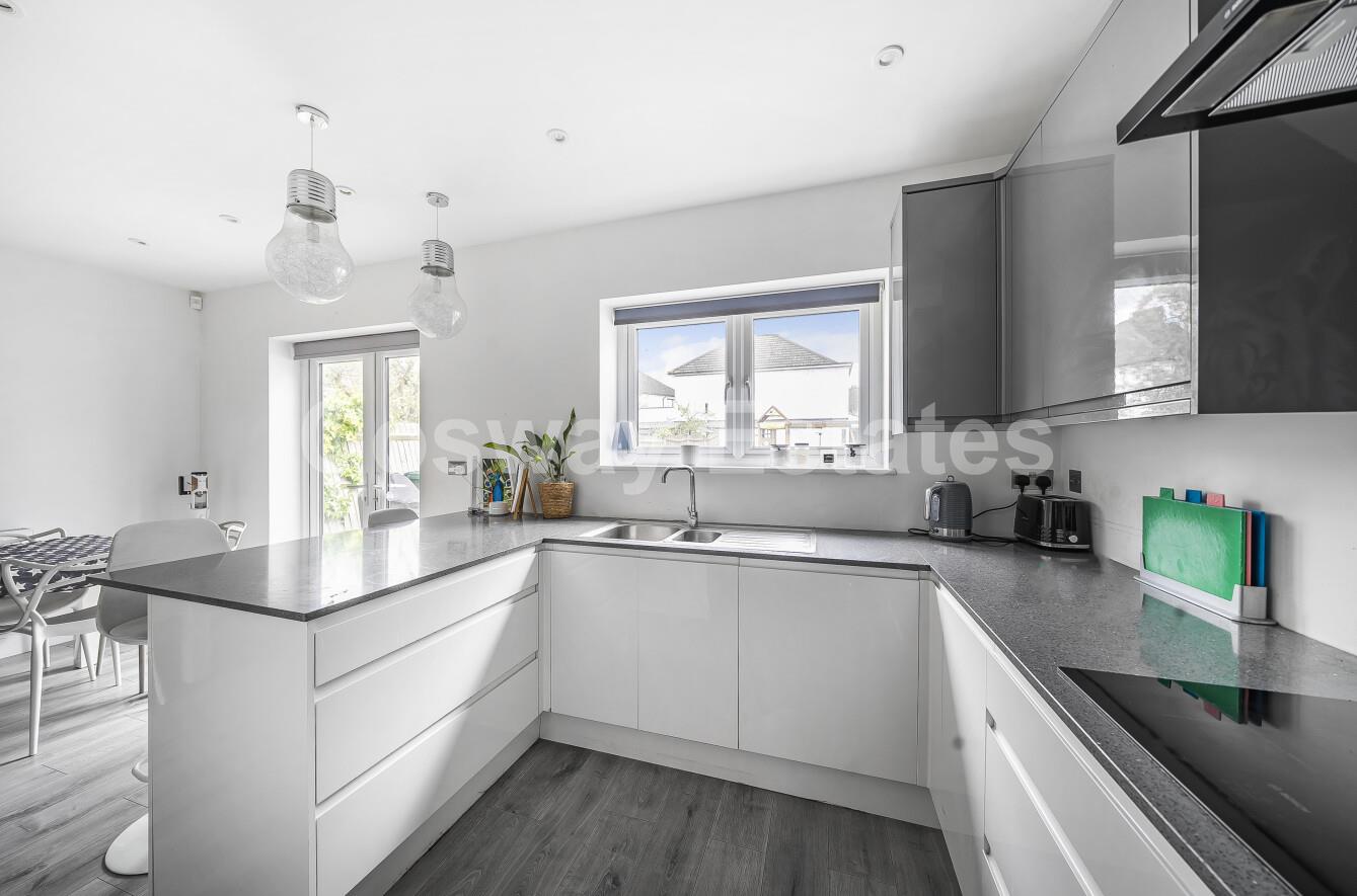 Derwent Avenue, Mill Hill
